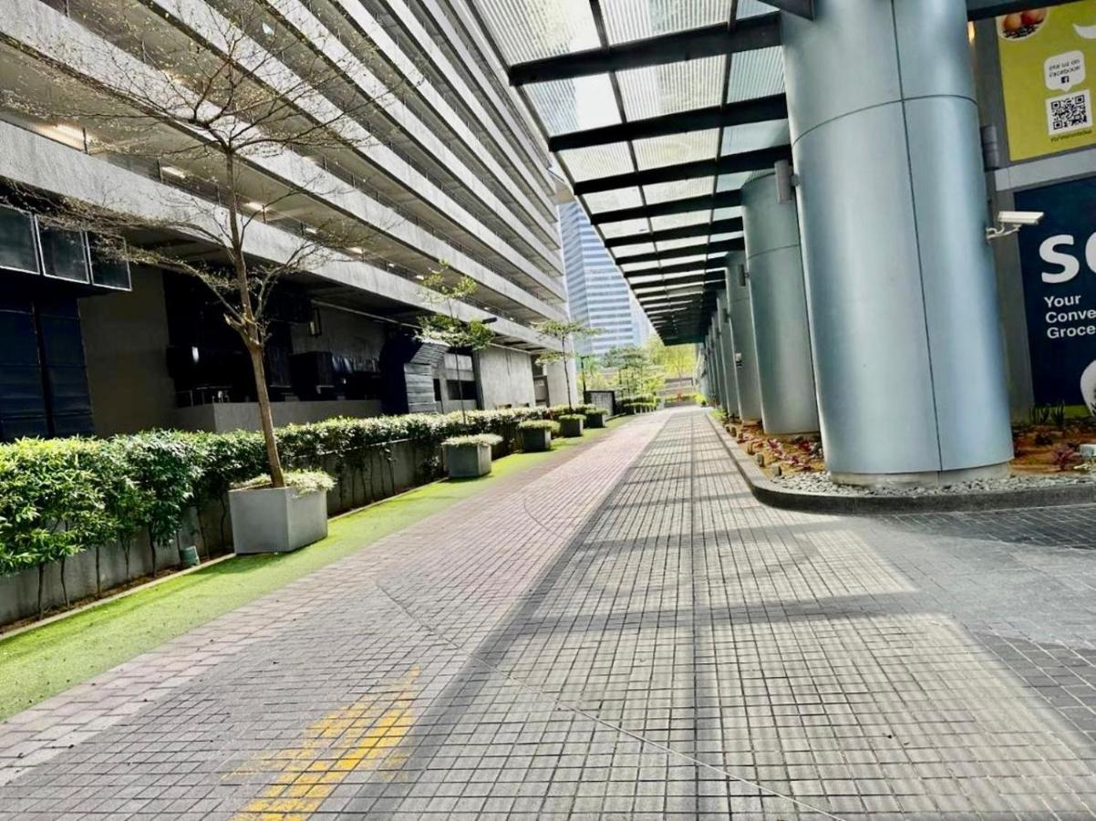 Summer Near Klcc Kuala Lumpur