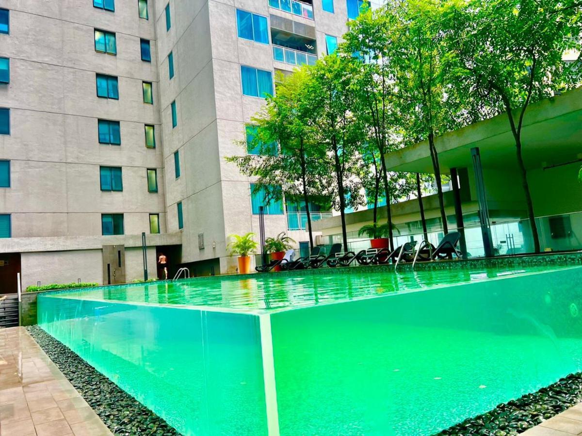 Summer Near Klcc Apartment Kuala Lumpur