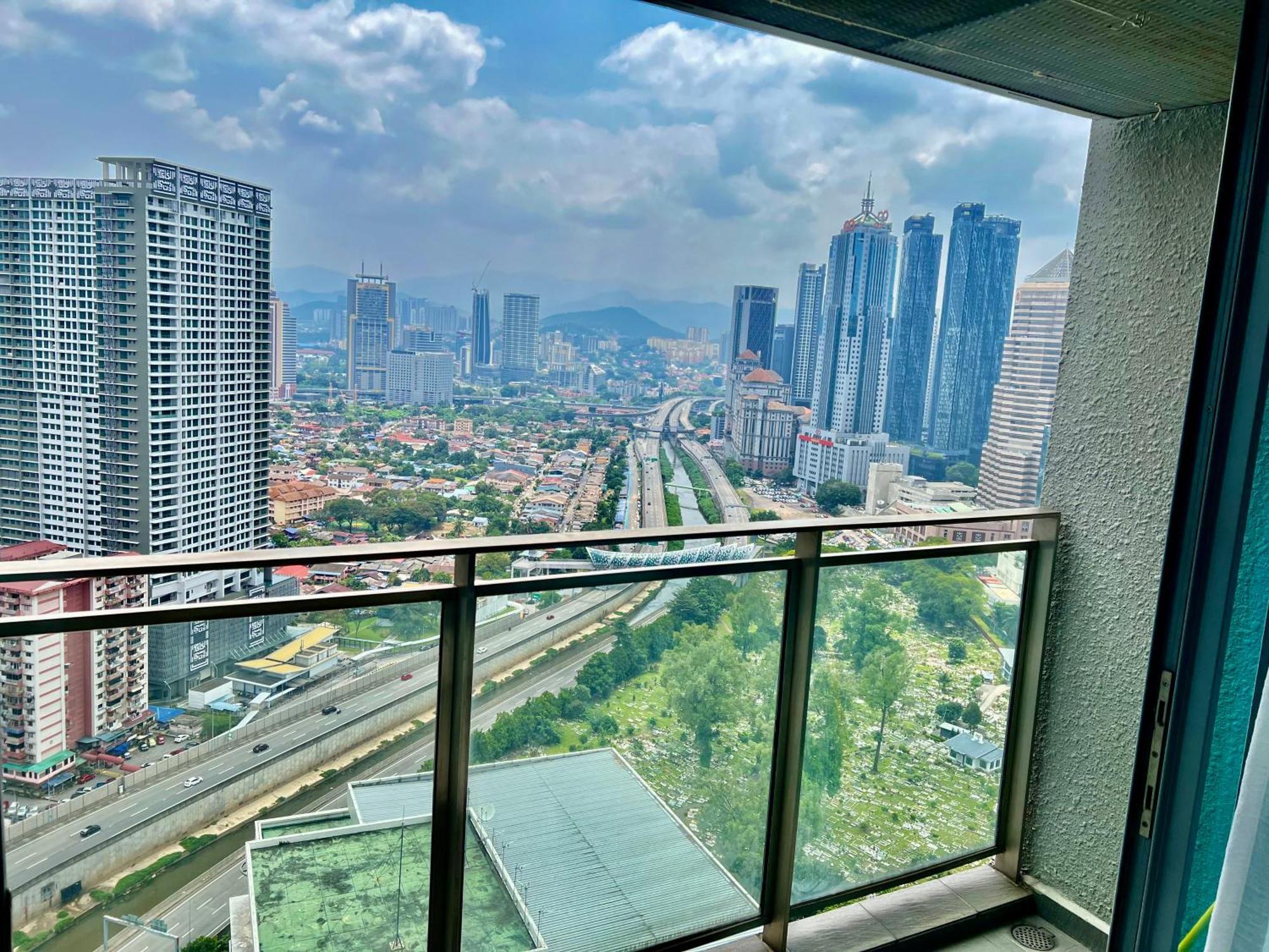 Summer Near Klcc * Kuala Lumpur